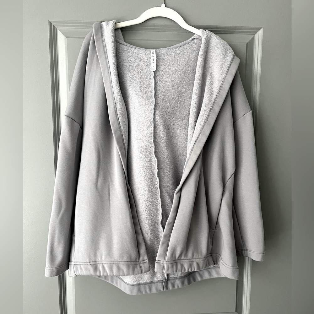 Fabletics Gray Oversized Wrap (Size L)